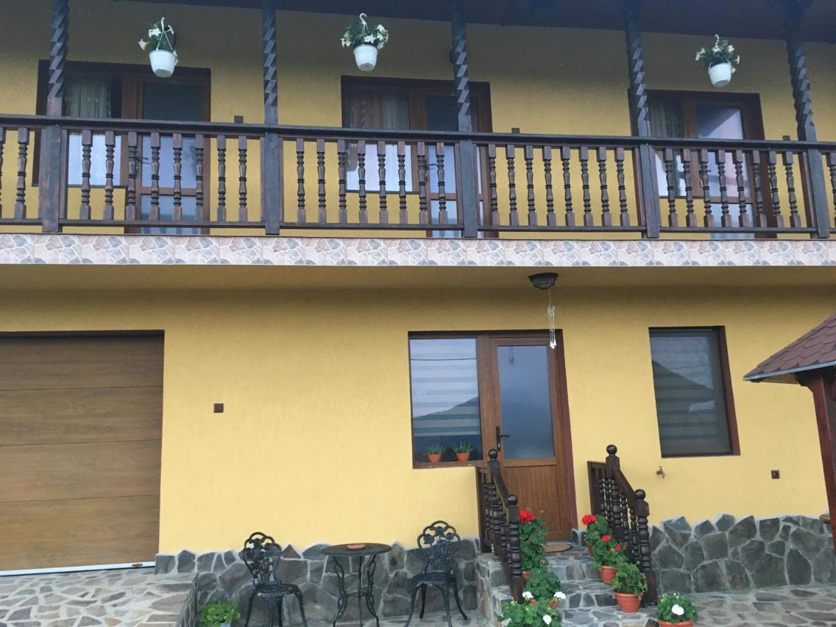 Casa Bambi Hotell Sovata Exteriör bild