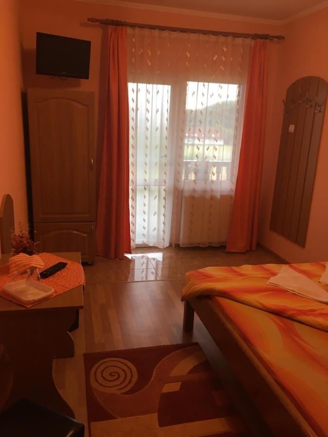 Casa Bambi Hotell Sovata Exteriör bild