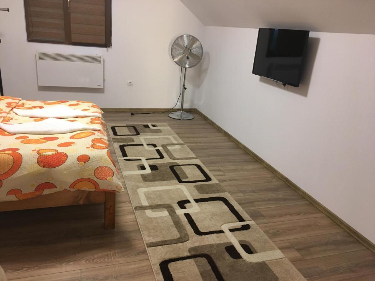 Casa Bambi Hotell Sovata Exteriör bild