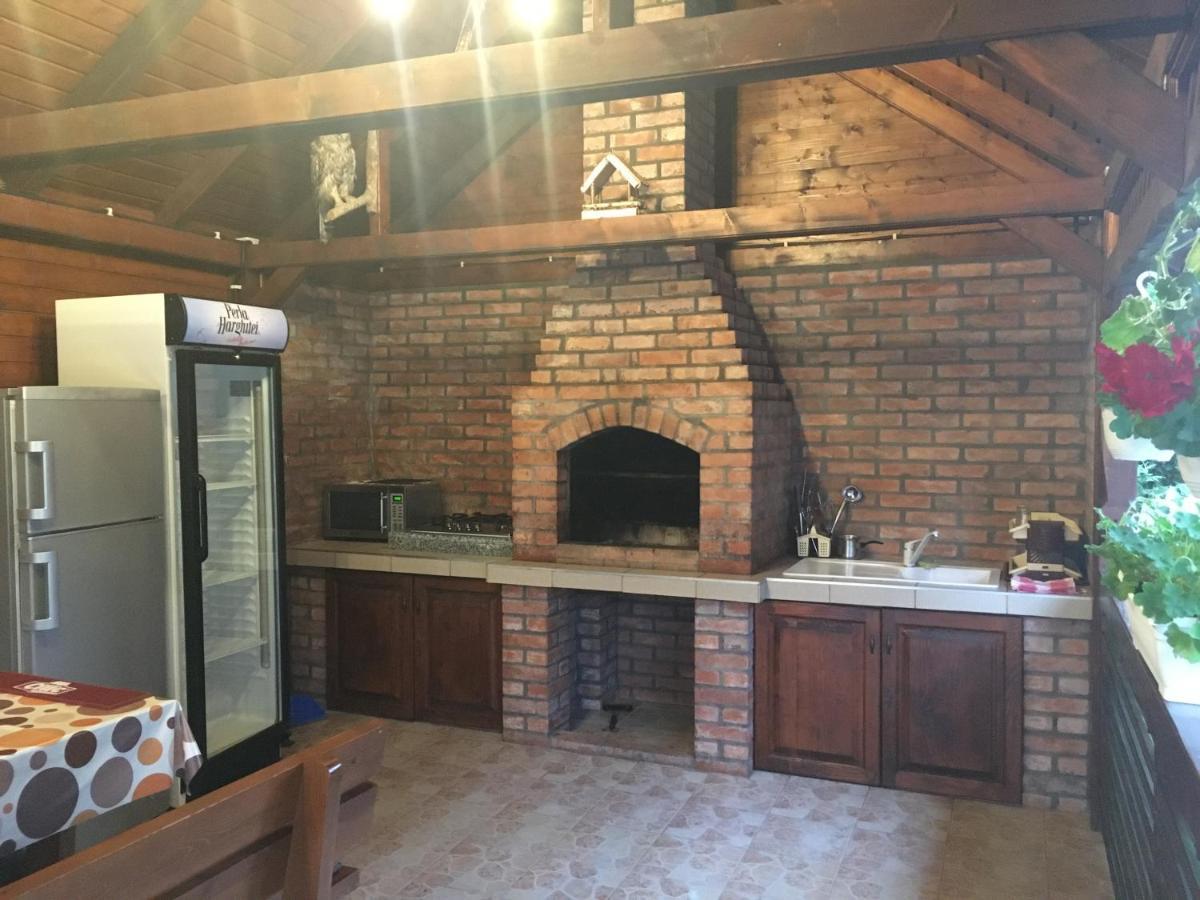 Casa Bambi Hotell Sovata Exteriör bild
