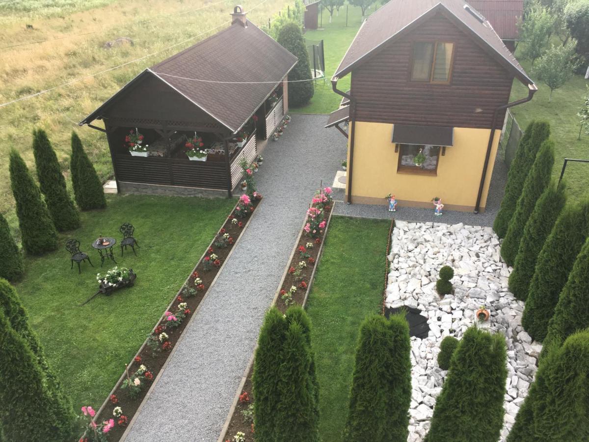 Casa Bambi Hotell Sovata Exteriör bild