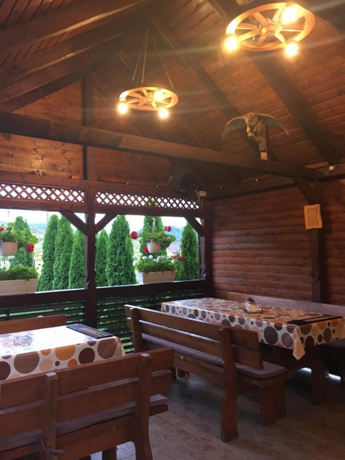 Casa Bambi Hotell Sovata Exteriör bild