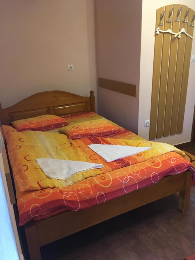 Casa Bambi Hotell Sovata Exteriör bild
